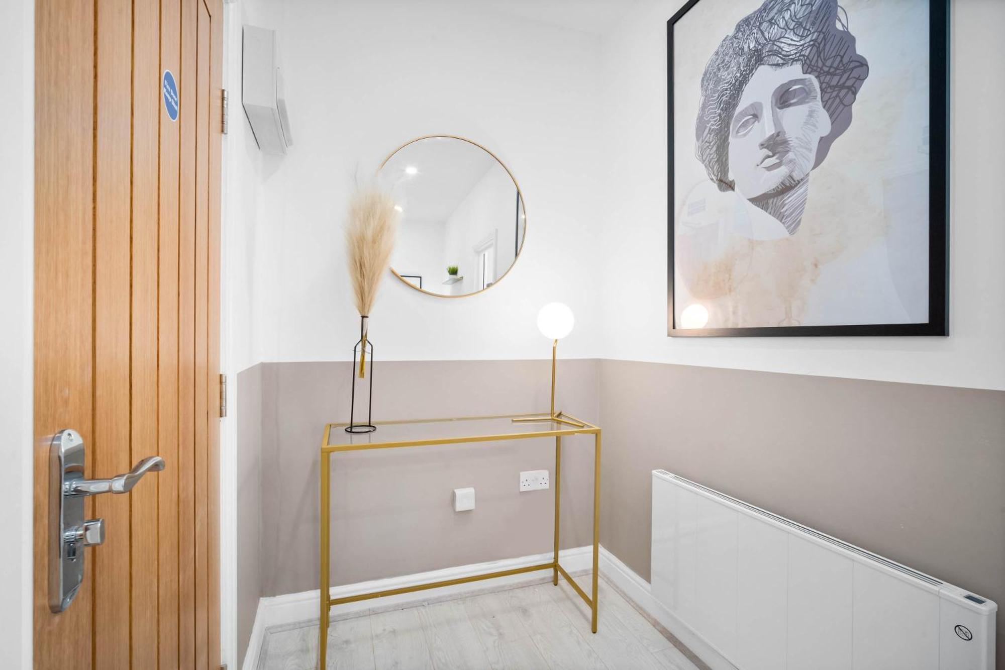 Luxury Apartment - Wifi - Smart Tv - Near City Centre - 2Mr Birmingham Room photo